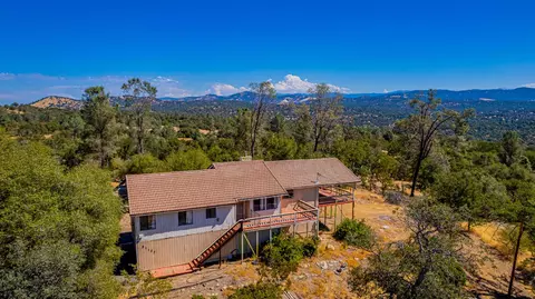 31127 N Dome Dr, Coarsegold, CA 93614
