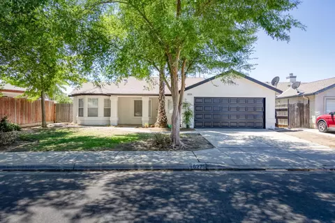 6275 W San Carlos Ave, Fresno, CA 93723
