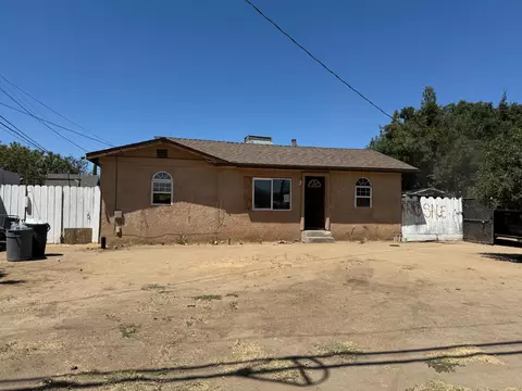 2718 Villa Ave, Clovis, CA 93612