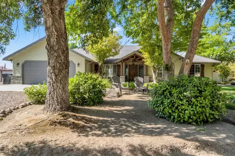 36648 Pauline Ave, Madera, CA 93636