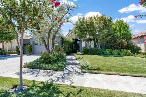 1850 N Hornet Ave, Clovis, CA 93619