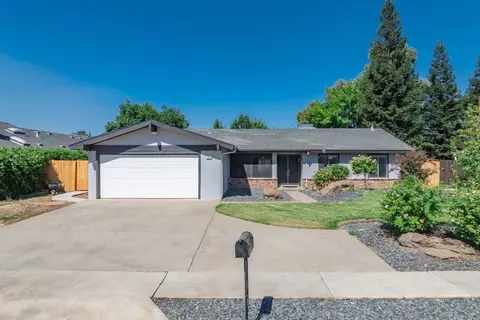 6607 N Maroa Ave, Fresno, CA 93704
