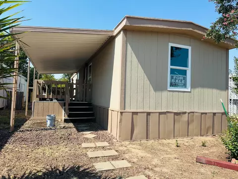 1218 E Cleveland Ave #123, Madera, CA 93638 photo 1