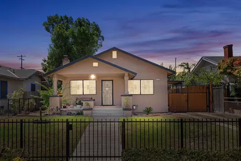 3154 E Montecito Ave, Fresno, CA 93702