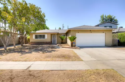 3920 E Norwich Ave, Fresno, CA 93726