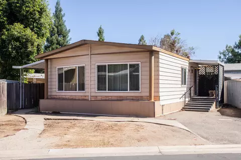 9360 Blackstone Ave #107, Fresno, CA 93720