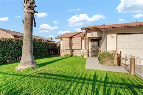 924 S P St, Tulare, CA 93274