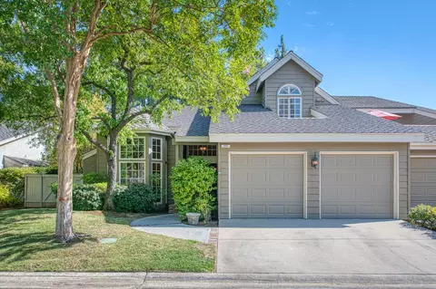 2727 W Bluff Ave #117, Fresno, CA 93711