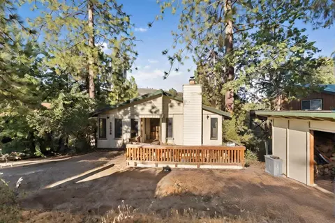 33828 Shaver Springs Rd, Auberry, CA 93602