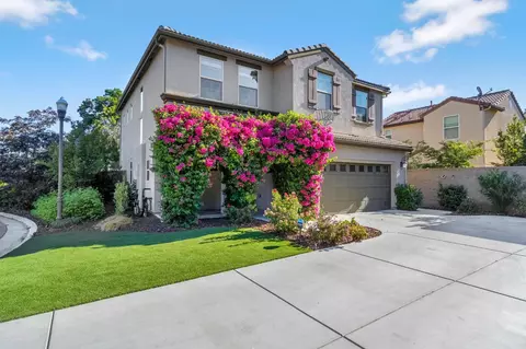 1303 Johnson Ln, Clovis, CA 93619