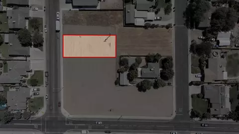 815 N Hayes Ave, Dinuba, CA 93618