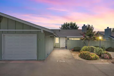 297 E Bullard Ave #135, Fresno, CA 93710