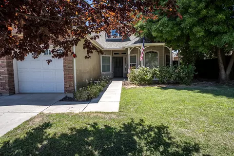 3235 N Arroyo Ave, Fresno, CA 93727