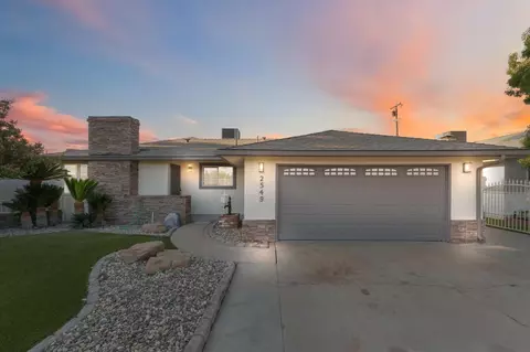 2549 E Buckingham Way, Fresno, CA 93726