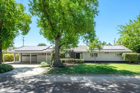 1326 E Richert Ave, Fresno, CA 93704