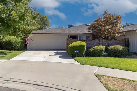 1709 W Calimyrna Ave #9A, Fresno, CA 93711