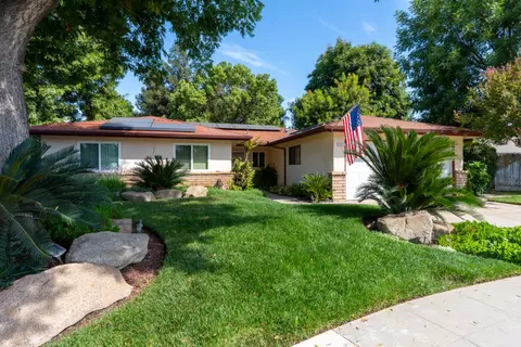 6083 N Marty Ave, Fresno, CA 93711