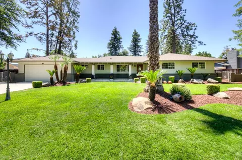2553 W Scott Ave, Fresno, CA 93711