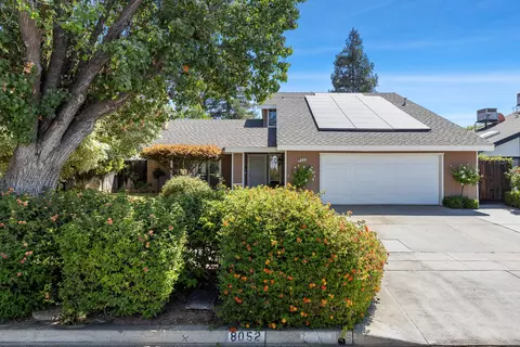 8052 N Mariposa St, Fresno, CA 93720