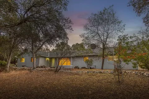 43376 Crystal Springs Way, Coarsegold, CA 93614