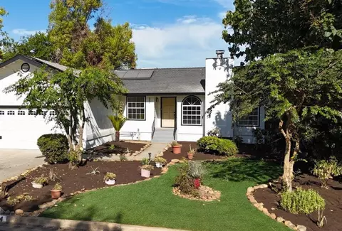 554 N Burgan Ave, Fresno, CA 93727