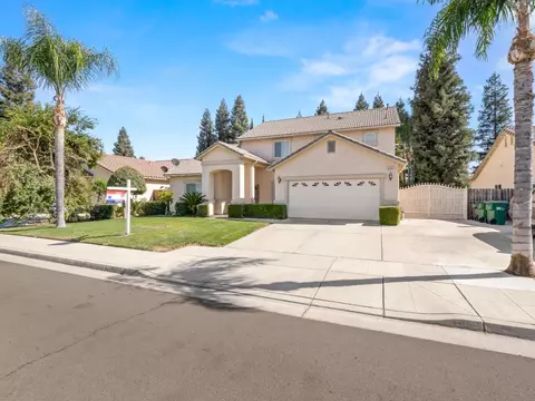2107 E Michelle Ave, Fowler, CA 93625