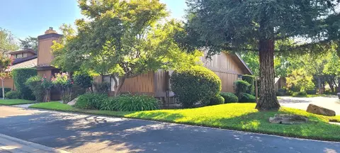 6300 N Palm Ave #113, Fresno, CA 93704