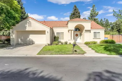 9498 N Congress Ave, Fresno, CA 93720