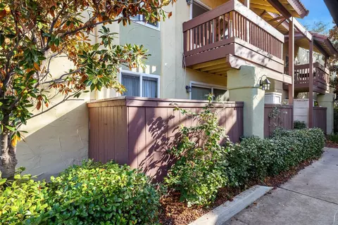 2881 Huntington Blvd #137, Fresno, CA 93721