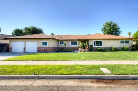1107 E Menlo Ave, Fresno, CA 93710