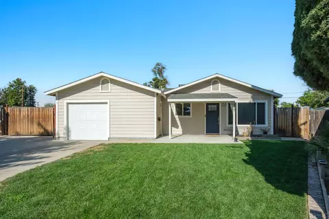 4222 N Lafayette Ave, Fresno, CA 93705