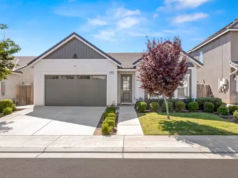 590 Blue Oak Ln W, Madera, CA 93636