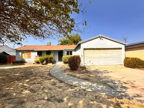 1353 N Adler Ave, Fresno, CA 93727