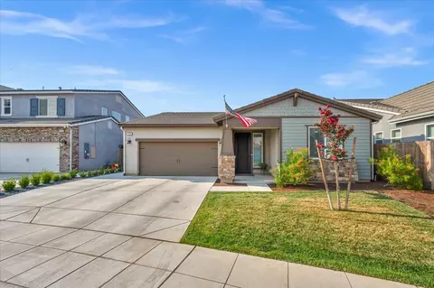 4030 San Jose Ave, Clovis, CA 93619