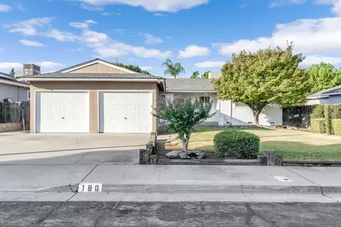 180 W Swift, Clovis, CA 93612