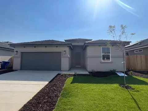 766 Shasta St, Madera, CA 93638