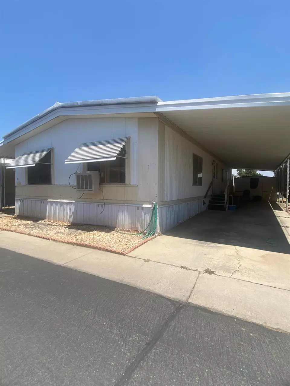  581 N Crawford Ave #112, Dinuba, CA 93618 photo 2