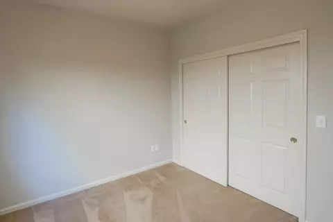 Bedroom - 6625 River Mesa, Riverbank, CA 95367 photo 1 of 5