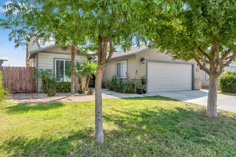 13600 Aretha St, Madera, CA 93638