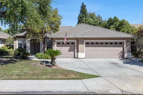 2905 Richert Ave, Clovis, CA 93611