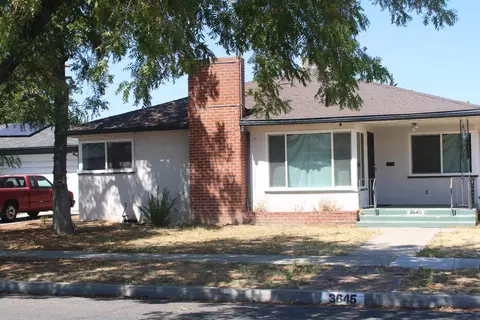 3645 E Cortland Ave, Fresno, CA 93726