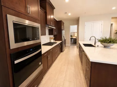 Kitchen - 4132 Blackfish Rd, Madera, CA 93636 photo 3 of 3