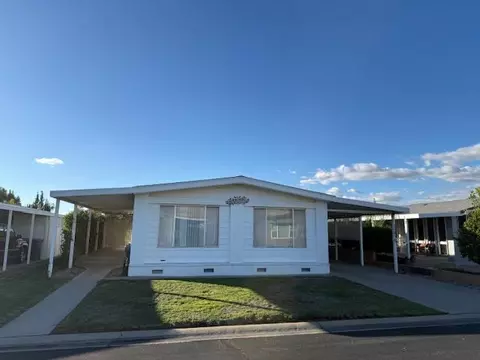 17459 Bluewater Bay Ln, Friant, CA 93626