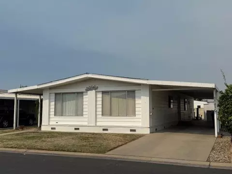 17459 Bluewater Bay Ln, Friant, CA 93626