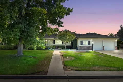 6302 N Durant Ave, Fresno, CA 93711