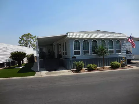 221 W Herndon #66, Pinedale, CA 93650