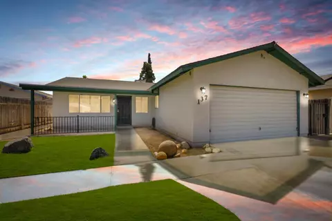 137 Cooper Ave, Bakersfield, CA 93308
