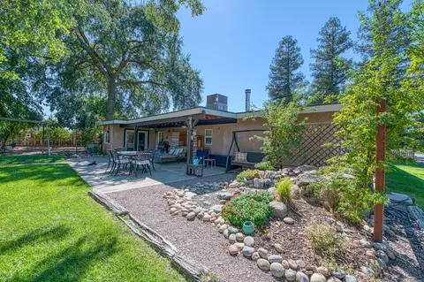 6644 N Highland Ave, Clovis, CA 93619