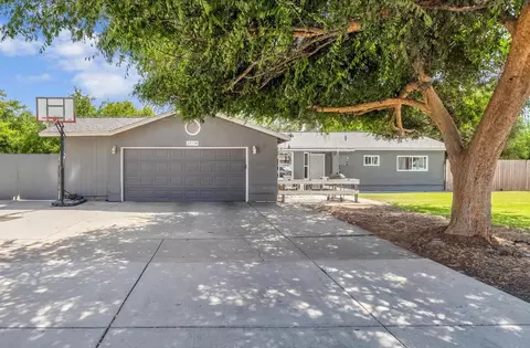 25734 Ophir Dr, Madera, CA 93638