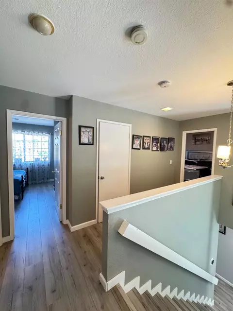 Entry Way - 475 Whitney Ave, Vallejo, CA 94589 photo 2 of 2